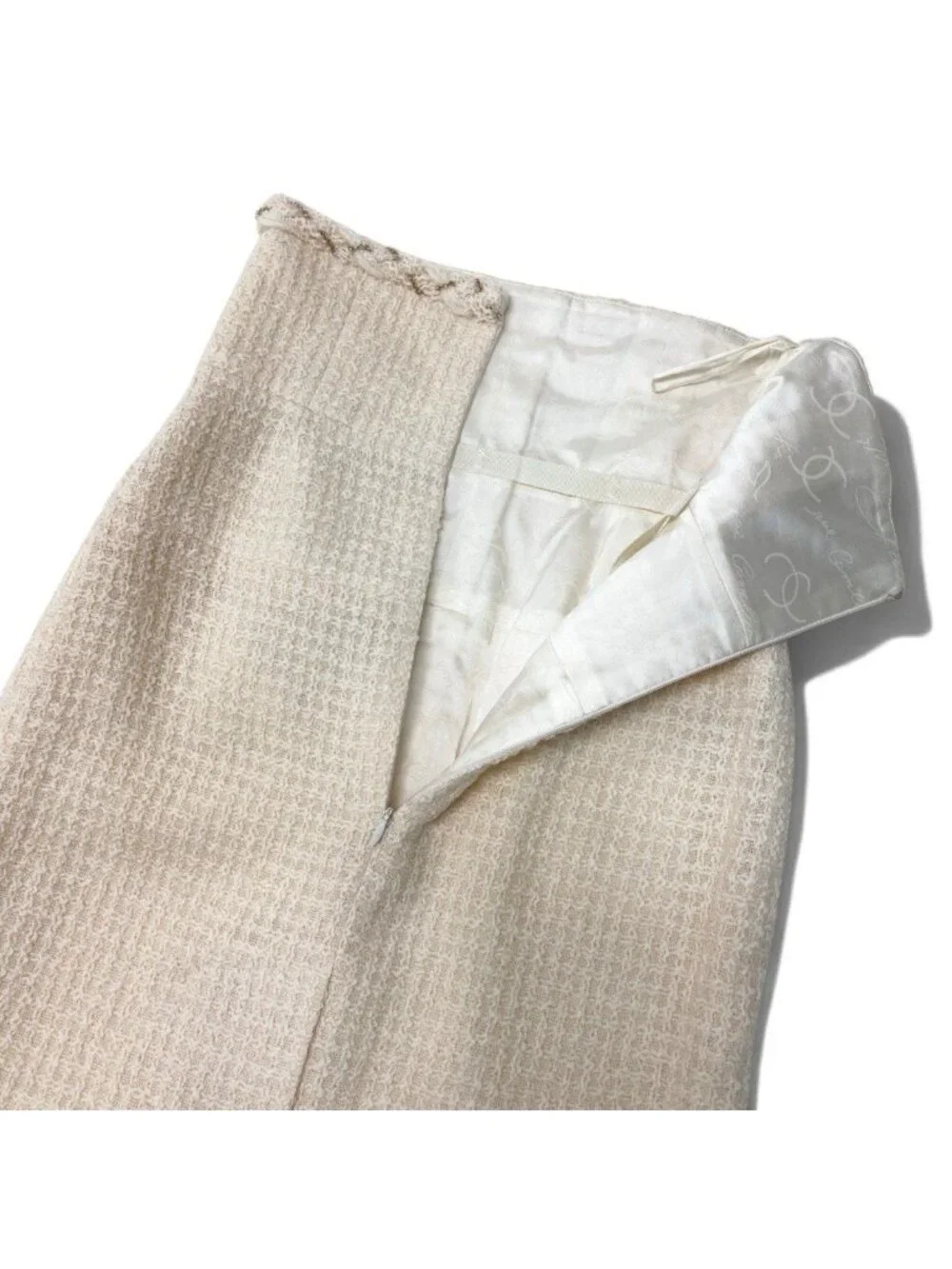 Chanel 07A CC Button High Waisted Tweed Skirt CC Ivory